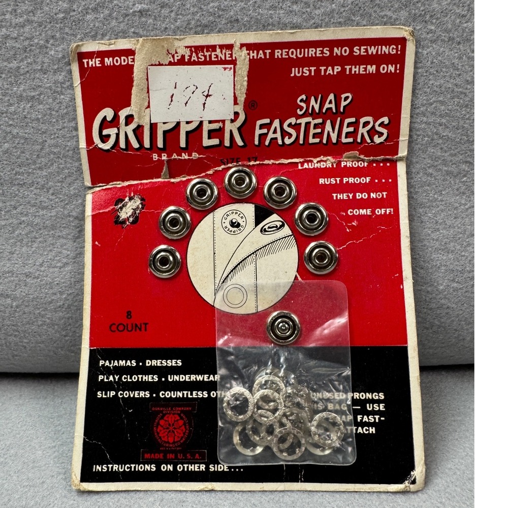 Vintage 1948 Gripper Snap Fasteners Size 17 Scovill 7/16" Nickel NOS 8 Count